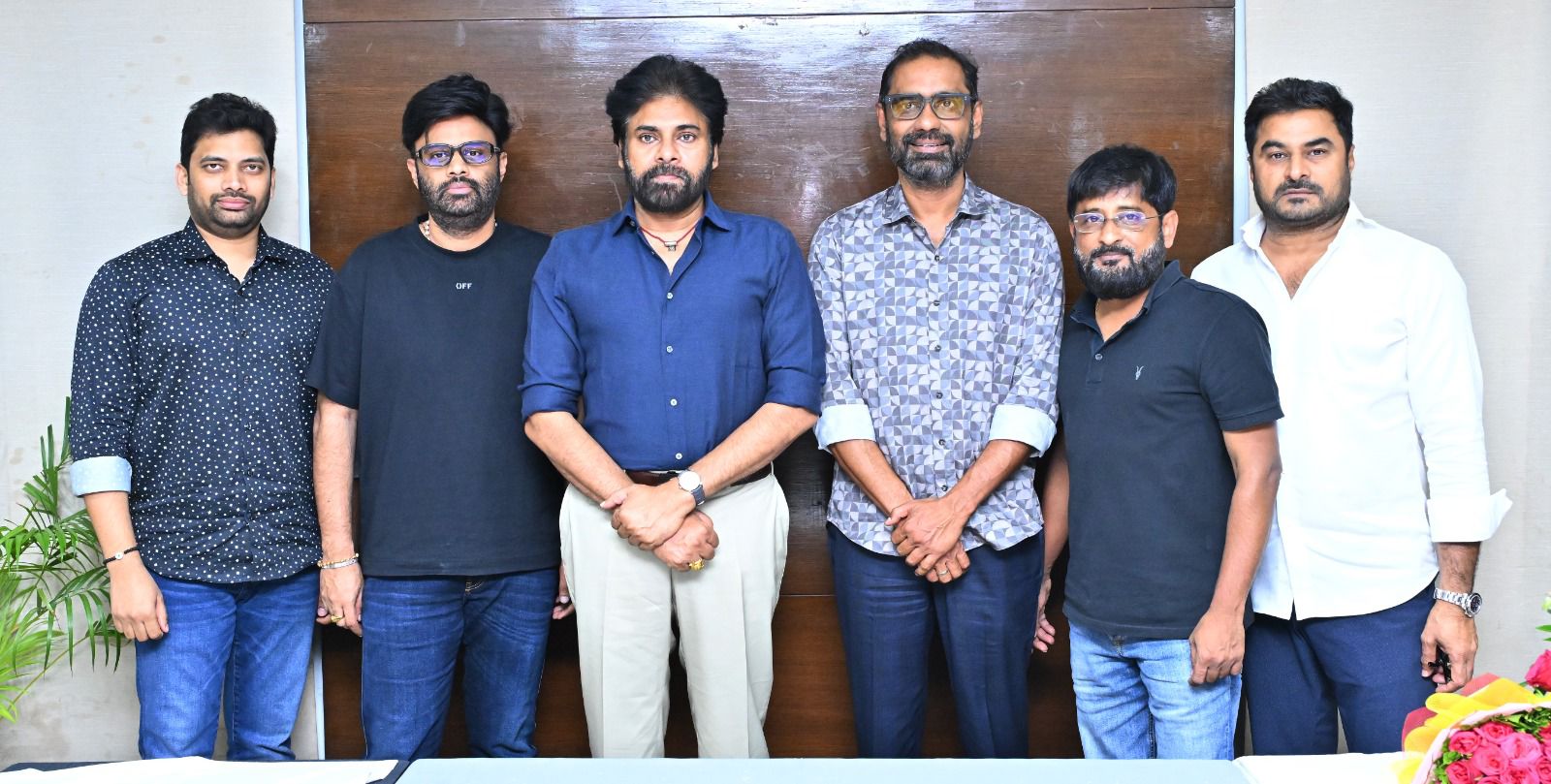 ఉప ముఖ్యమంత్రి పవన్ కళ్యాణ్‌తో సినీ నిర్మాతల కీలక భేటీ