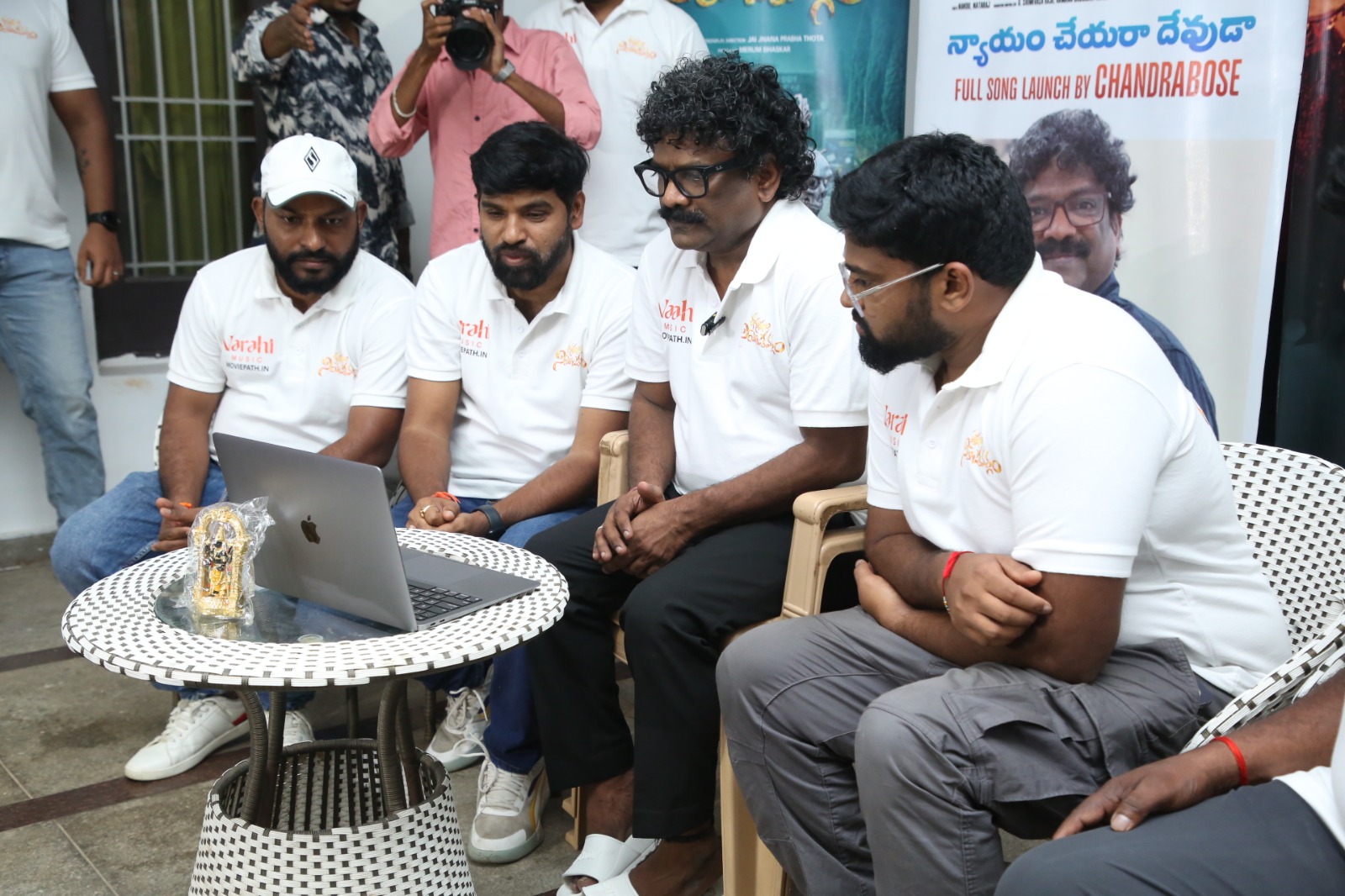చంద్రబోస్ చేతుల మీదుగా ‘ధర్మస్థల నియోజకవర్గం’లోని ‘న్యాయం చేయరా దేవుడా’ థియేట్రికల్ వెర్షన్ సాంగ్ విడుదల!